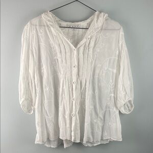Cabi #523 White Floral Embroidered Button Down Hoodie Size M